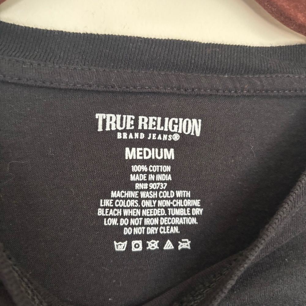 True Religion Brand Jeans Unisex Silver Horseshoe Logo Black Tshirt - Picture 3 of 5